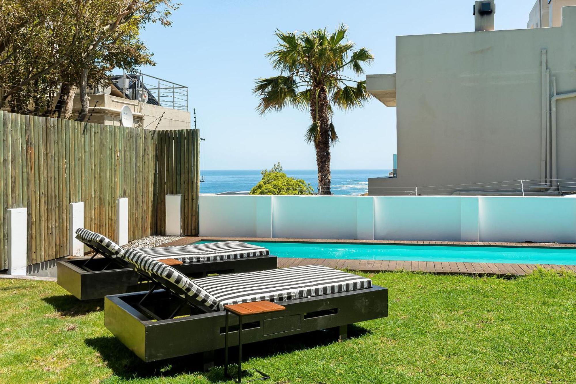 Neighbourgood 1St Crescent Camps Bay Hotel Kaapstad Buitenkant foto