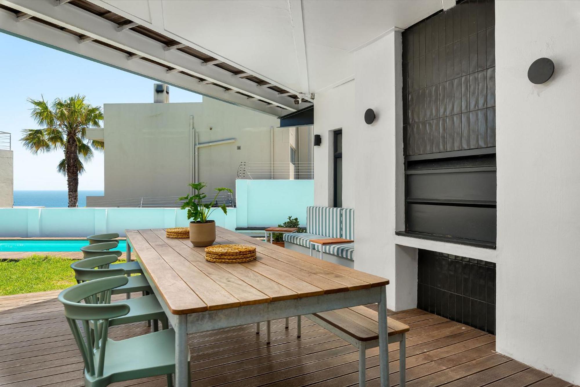 Neighbourgood 1St Crescent Camps Bay Hotel Kaapstad Buitenkant foto