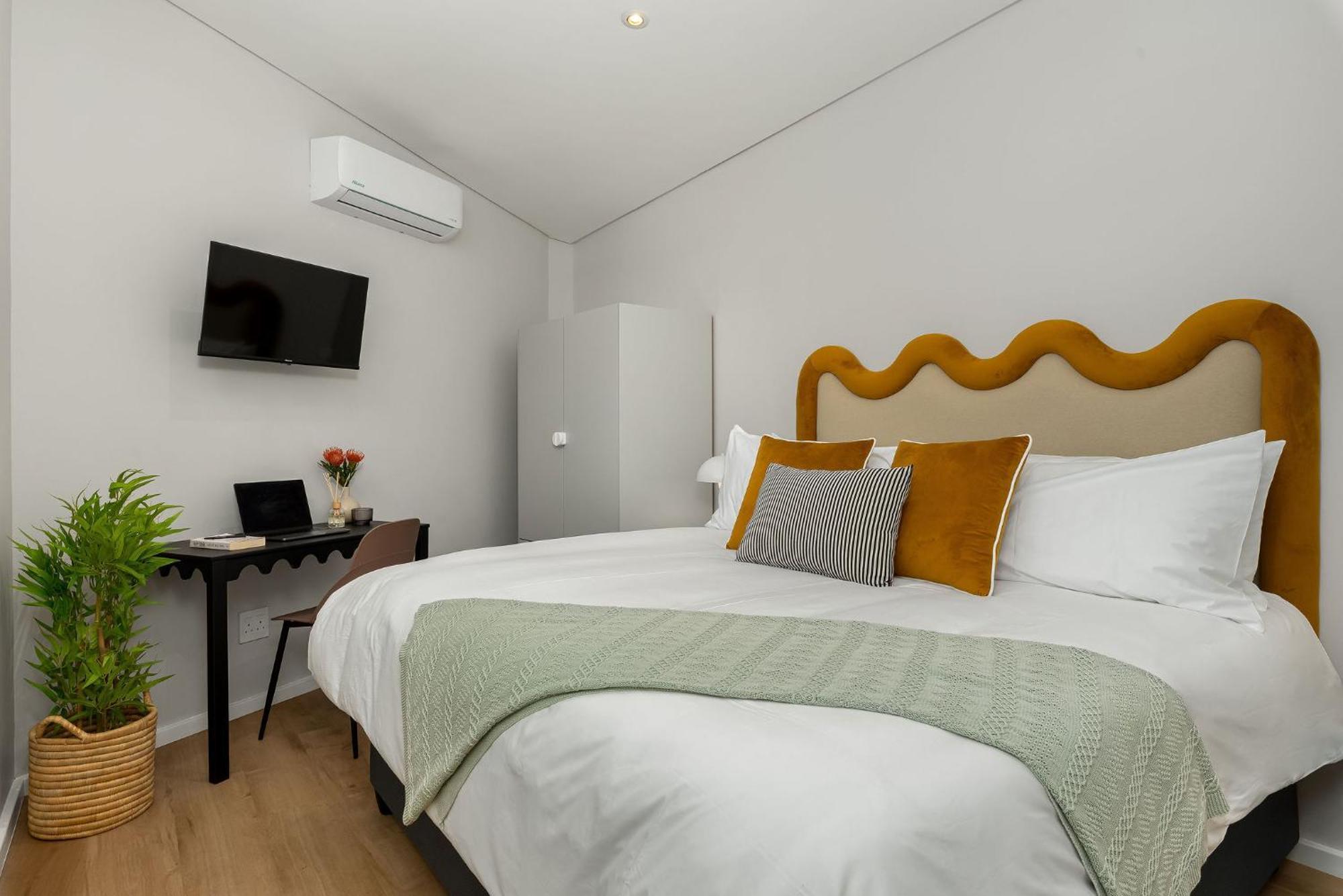 Neighbourgood 1St Crescent Camps Bay Hotel Kaapstad Buitenkant foto